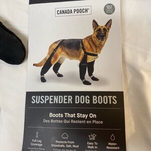 Canada Pooch Suspender Dog Boots Size 2